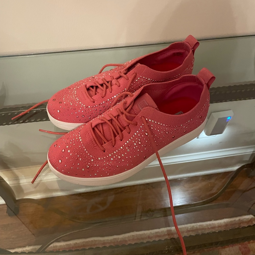 These are the most comfortable shoes.I’ve worn them once!I paid full price@ $120